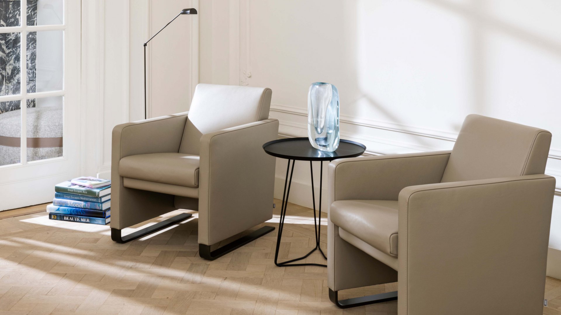 Navy JR-4080 : Armchairs Armchairs : Navy JR-4080